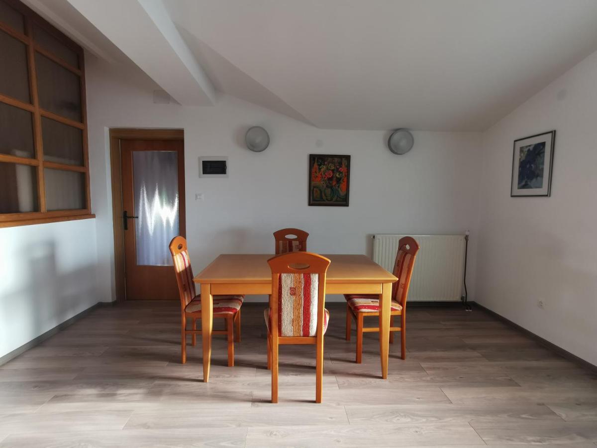 Apartments Divina Ровинь Экстерьер фото