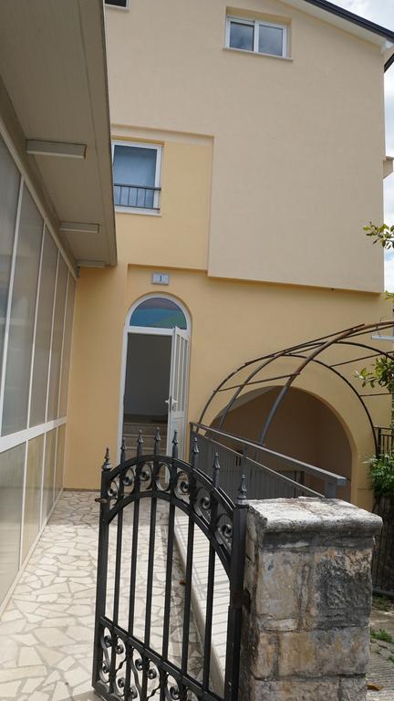 Apartments Divina Ровинь Экстерьер фото